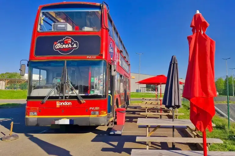 Snacking Bus