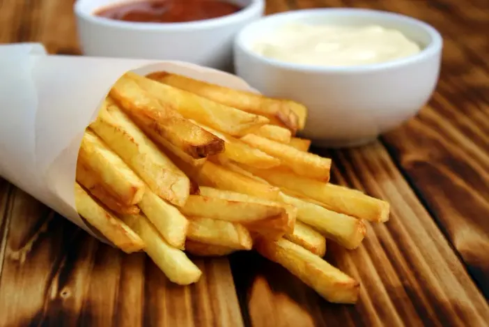 Des frites cuites à la graisse de boeuf