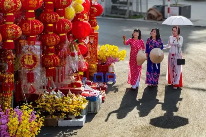 Festivités du nouvel an luni-solaire / nouvel an chinois — Photo de Văn Long Bùi